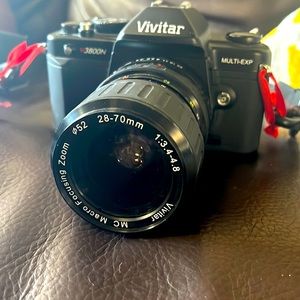 Vivitar 35mm film Camera